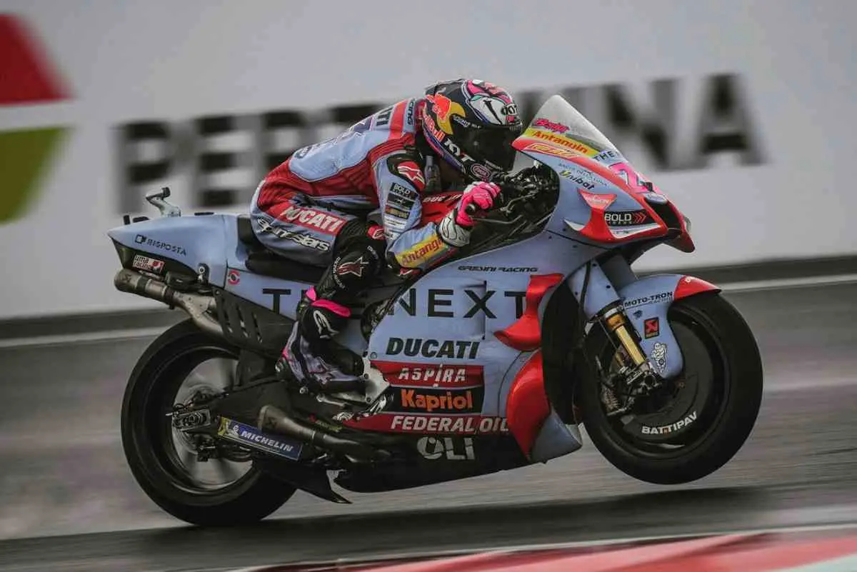 enea bastianini 8
