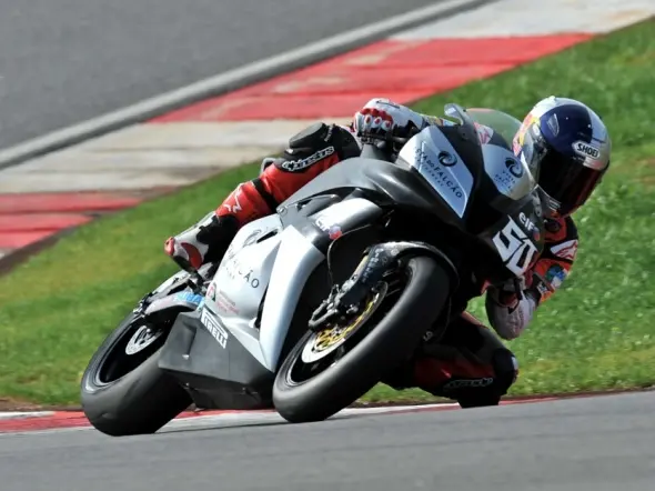 eugene laverty parkalgar portimao test