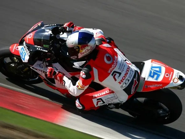 eugene laverty portimao racing supersport