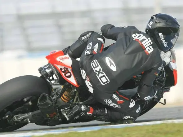 guintoli test aprilia jerez 2012