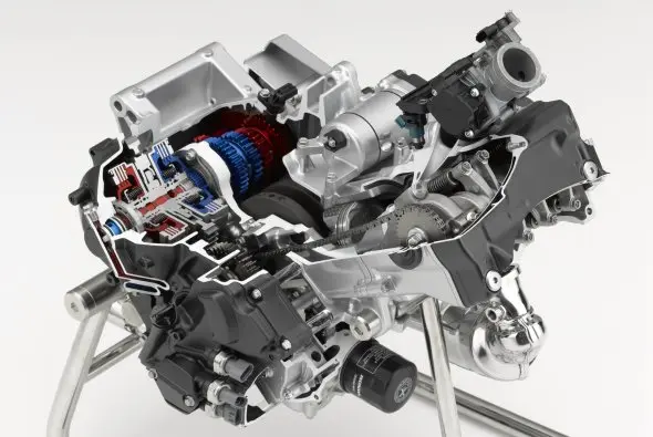 honda integra 700cc 2
