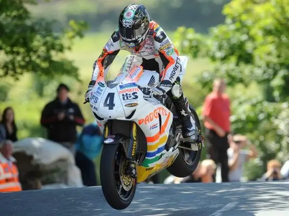 ian hutchinson tt padgetts honda