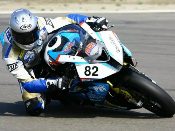 idm rac racing 2012 1