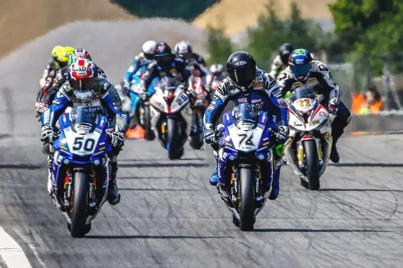 idm superbike action 2015
