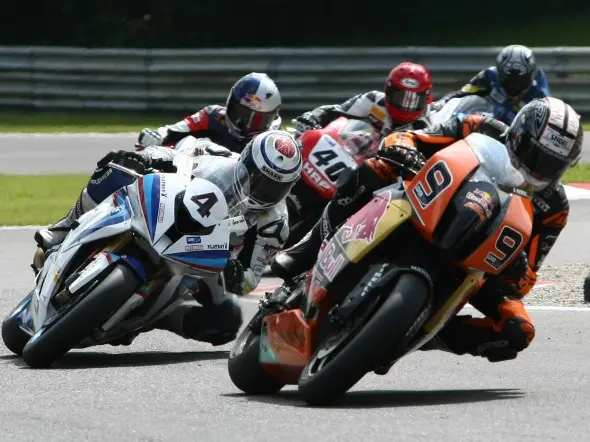 idm superbike battle salzburgring