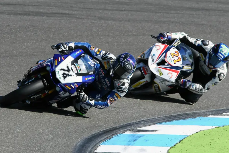 idm superbike neukirchner reiterberger 2015
