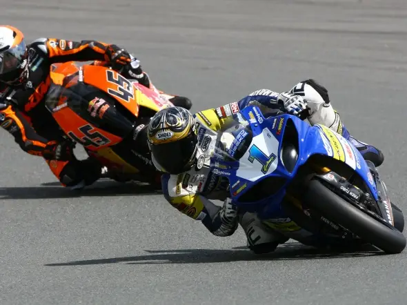 idm superbike race2 oschersleben 2010