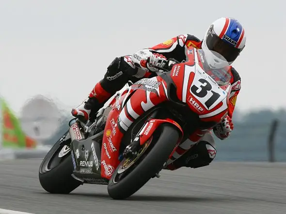 idm superbike sachsenring muggeridge pole