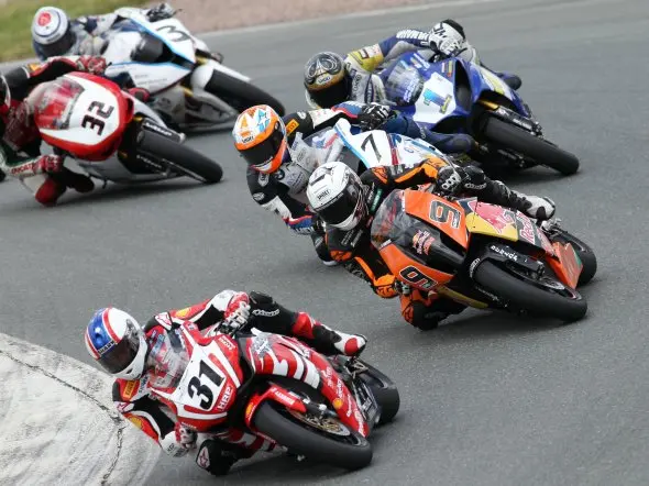 idm superbike sachsenring start