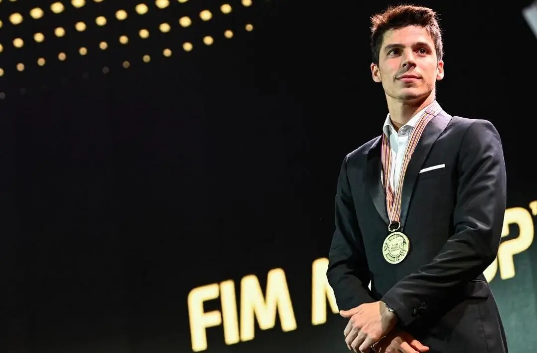 joan mir motogp e1639502435529