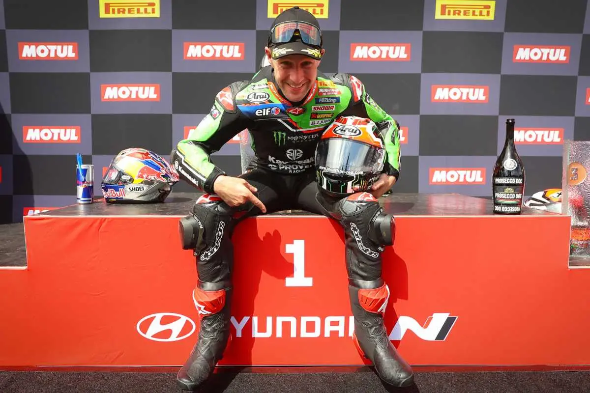 jonathan rea 8