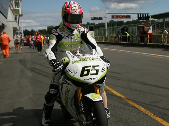 jonathan rea box brno superbike