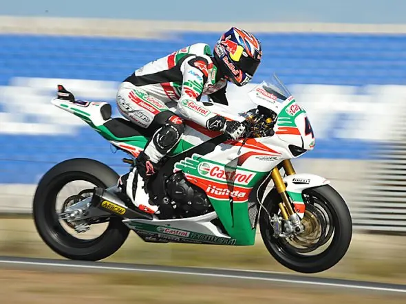 jonathan rea qualifiche2 portimao 2011