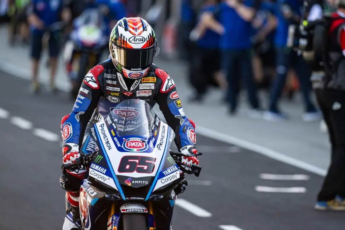 jonathan rea yamaha