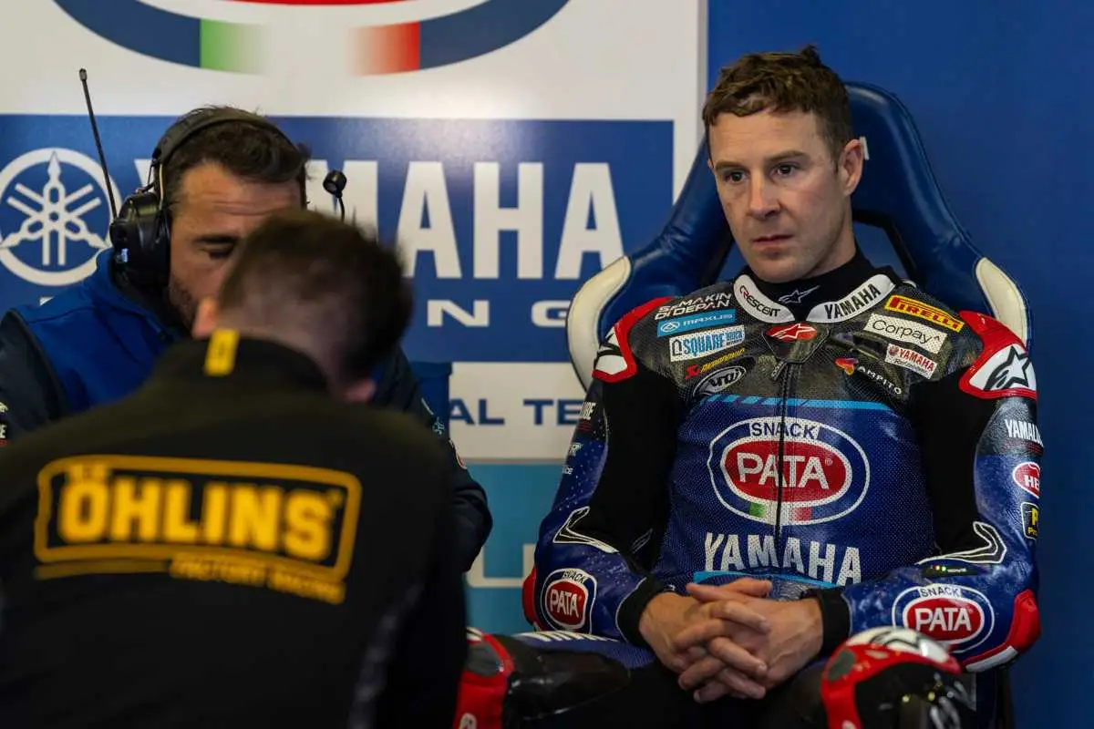 jonathan rea yamaha superbike