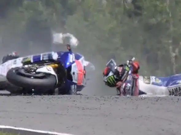 jorge lorenzo crash sachsenring 2013 2