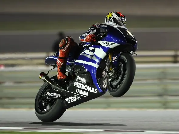 jorge lorenzo losail irta test 2011 2