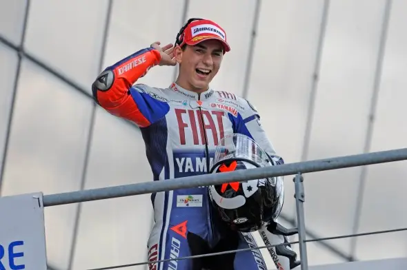 jorge lorenzo podium lemans