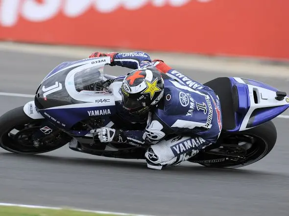 jorge lorenzo prove1 silverstone 2011