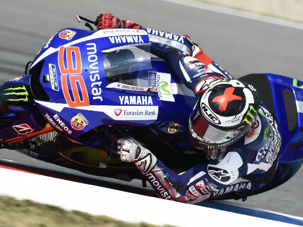 jorge lorenzo race brno 2015