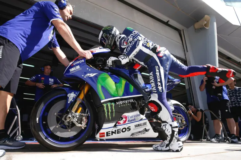 jorge lorenzo test sepang 12 day1 2016