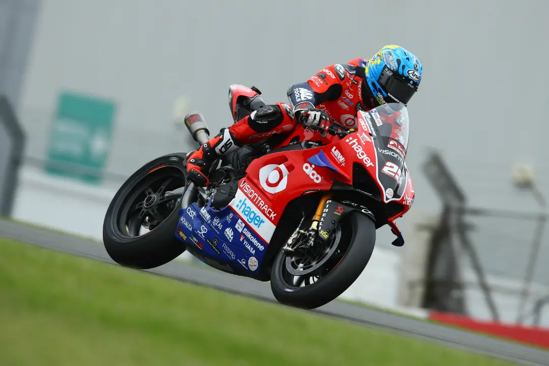 josh brookes visiontrack pbm ducati 2020 donington
