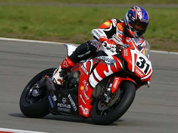 karl muggeridge idm sbk 2010