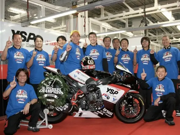 katsuyuki nakasuga yamaha champion