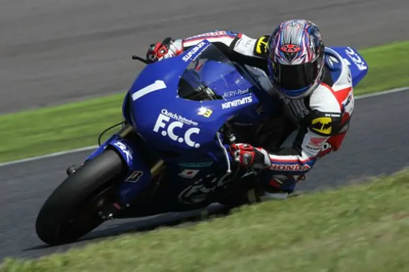 kousuke akiyoshi jsb1000 race suzuka 2011