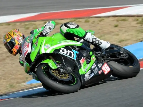 leandro mercado team pedercini kawasaki