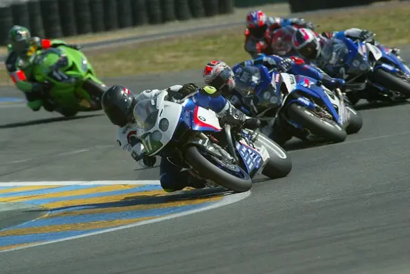 lemans moto 2008 action