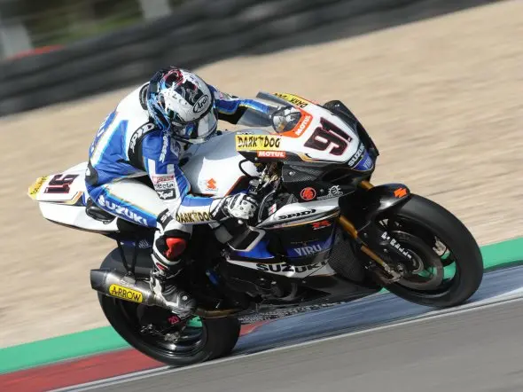 leon haslam 2010 nurburgring