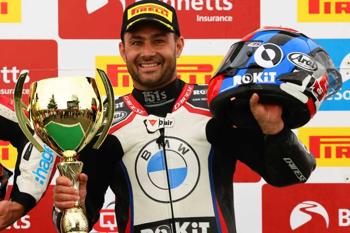 leon haslam