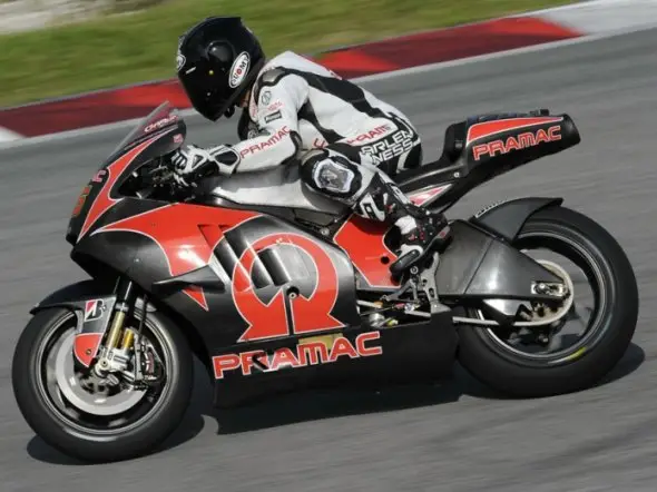 loris capirossi test sepang1 2011