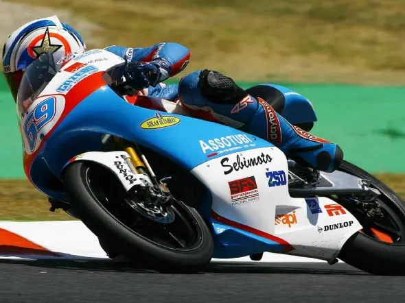 lukas sembera aprilia matteoni