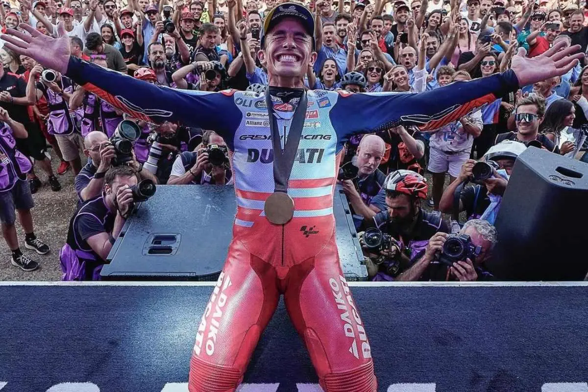 marc marquez 8
