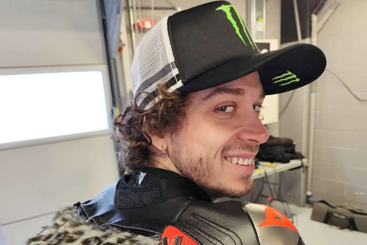 marco bezzecchi aprilia motogp