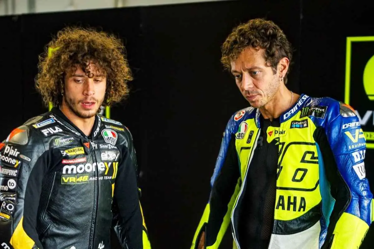 marco bezzecchi e valentino rossi