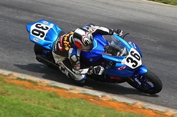 martin cardenas m4 suzuki daytona sportbike 2009