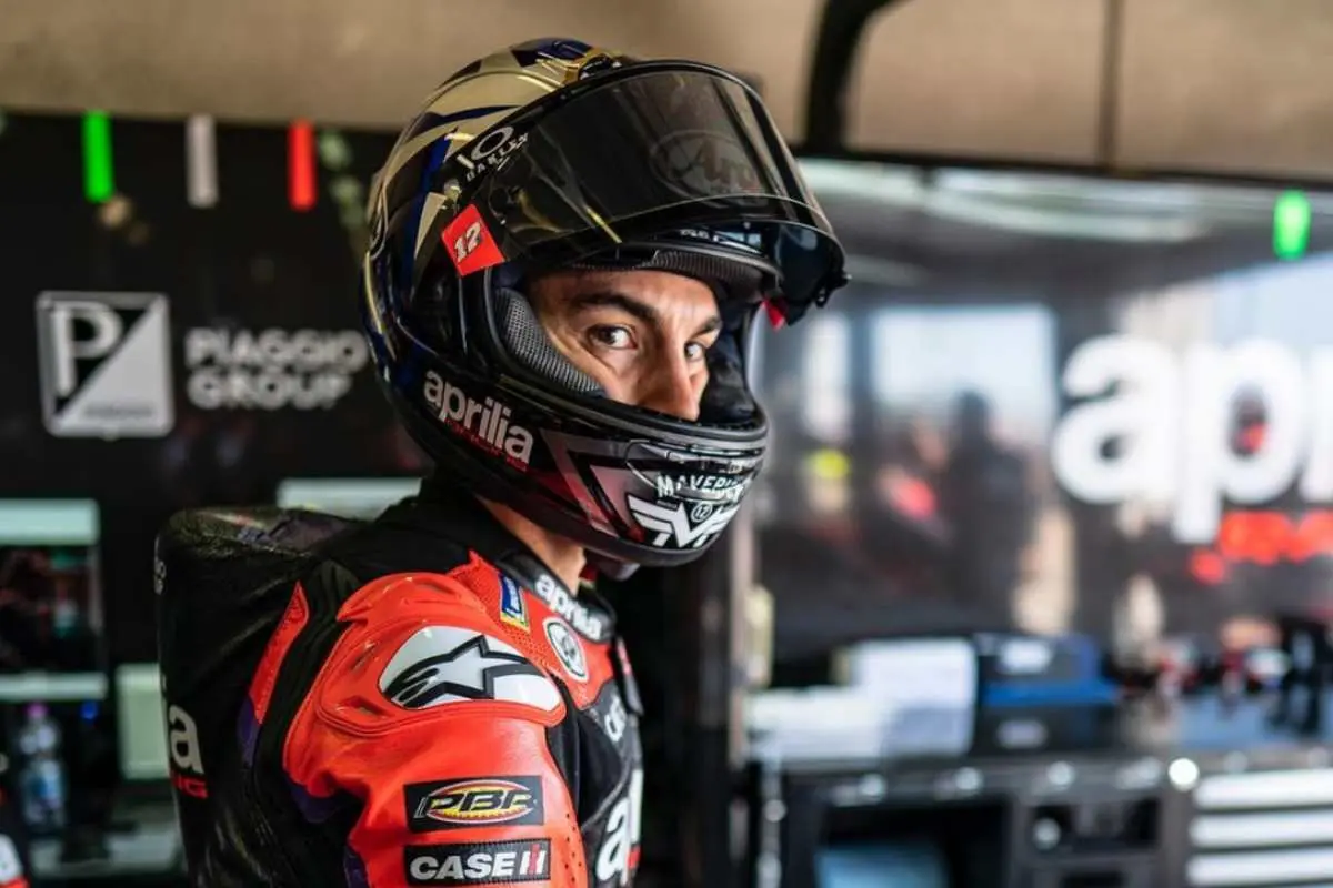 maverick vinales 4