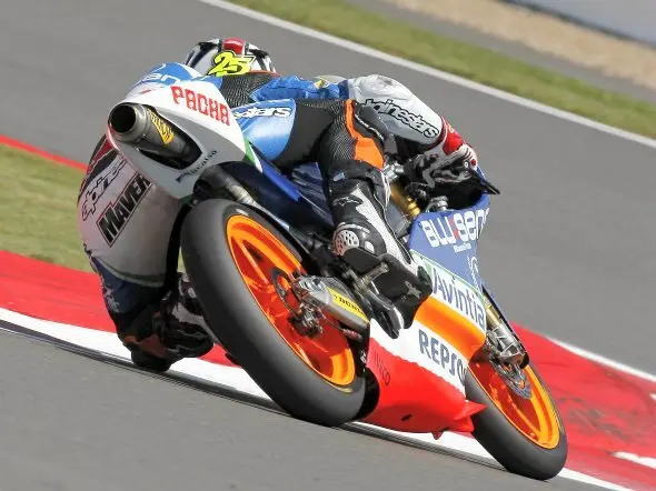 maverick vinales pole silverstone 2012