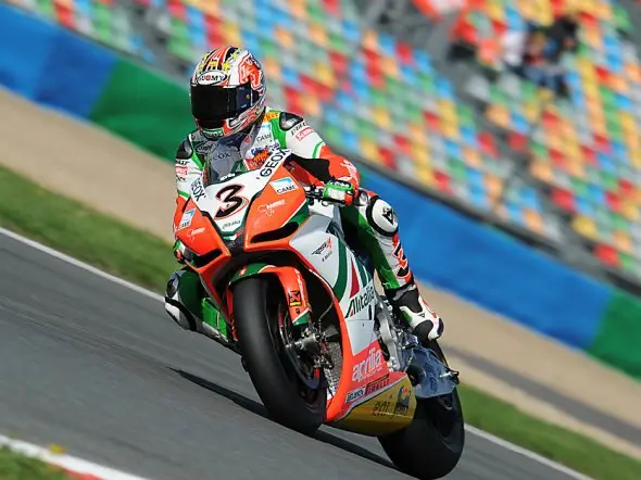 max biaggi magnycours 2010