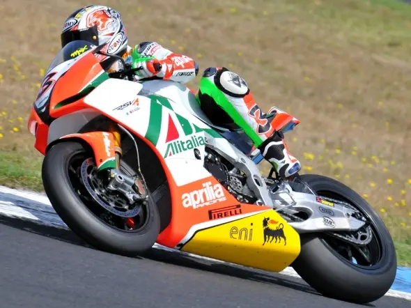 maxbiaggi test phillipisland 2010