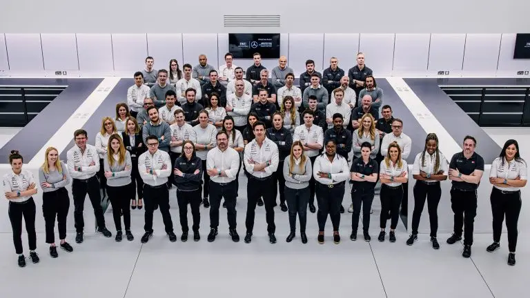 mercedes team 768x432 1