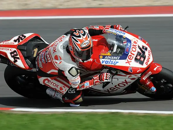 michel fabrizio prove1 magnycours