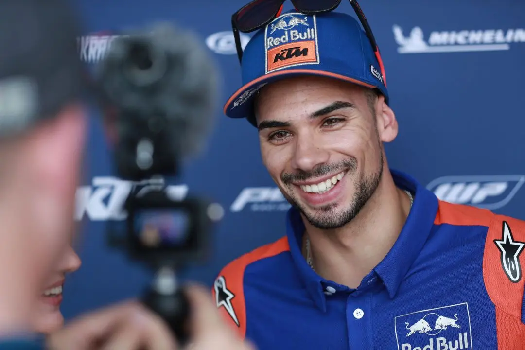 miguel oliveira red bull ktm 2020 1 e1593185303813