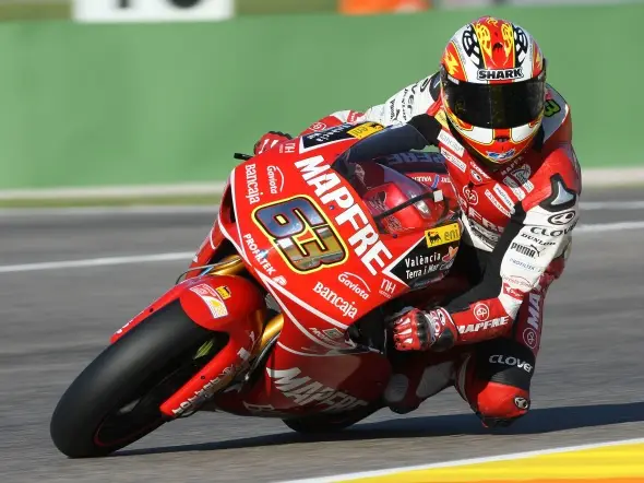 mike di meglio aspar aprilia valencia 09