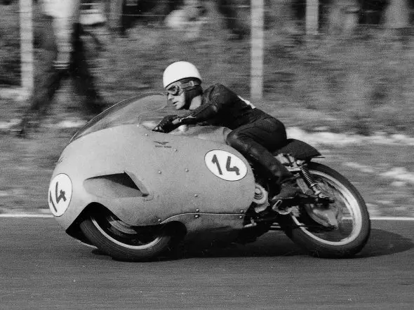 moto guzzi 2