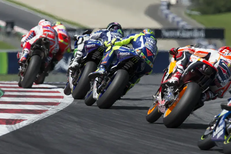 motogp action start