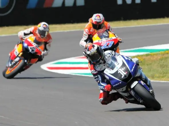 motogp lorenzo stoner dovi mugello